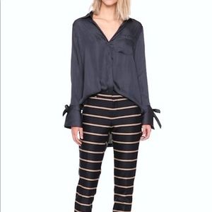 Banana Republic Parker Tunic-Fit Tie-Cuff Shirt